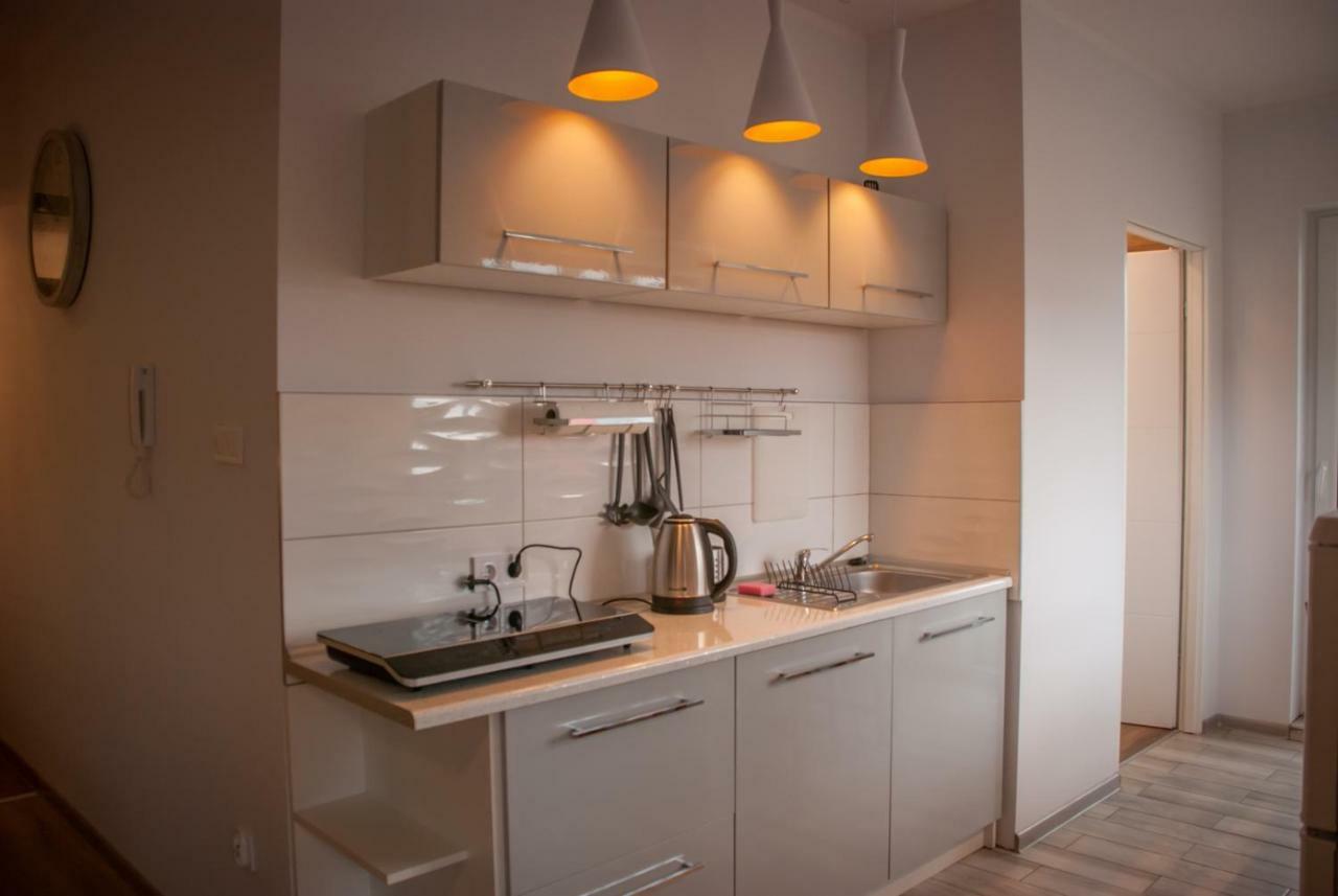 Noclegi "Boczna 5A" Apartamenty Goscinne Szczawno-Zdroj Esterno foto